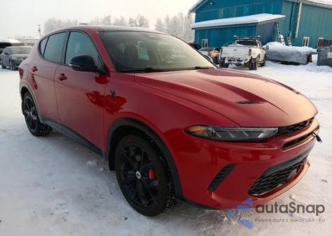 2024 Dodge Hornet R/T Plus z USA, uszkodzony, nr VIN ZACPDFDW0R3A14368